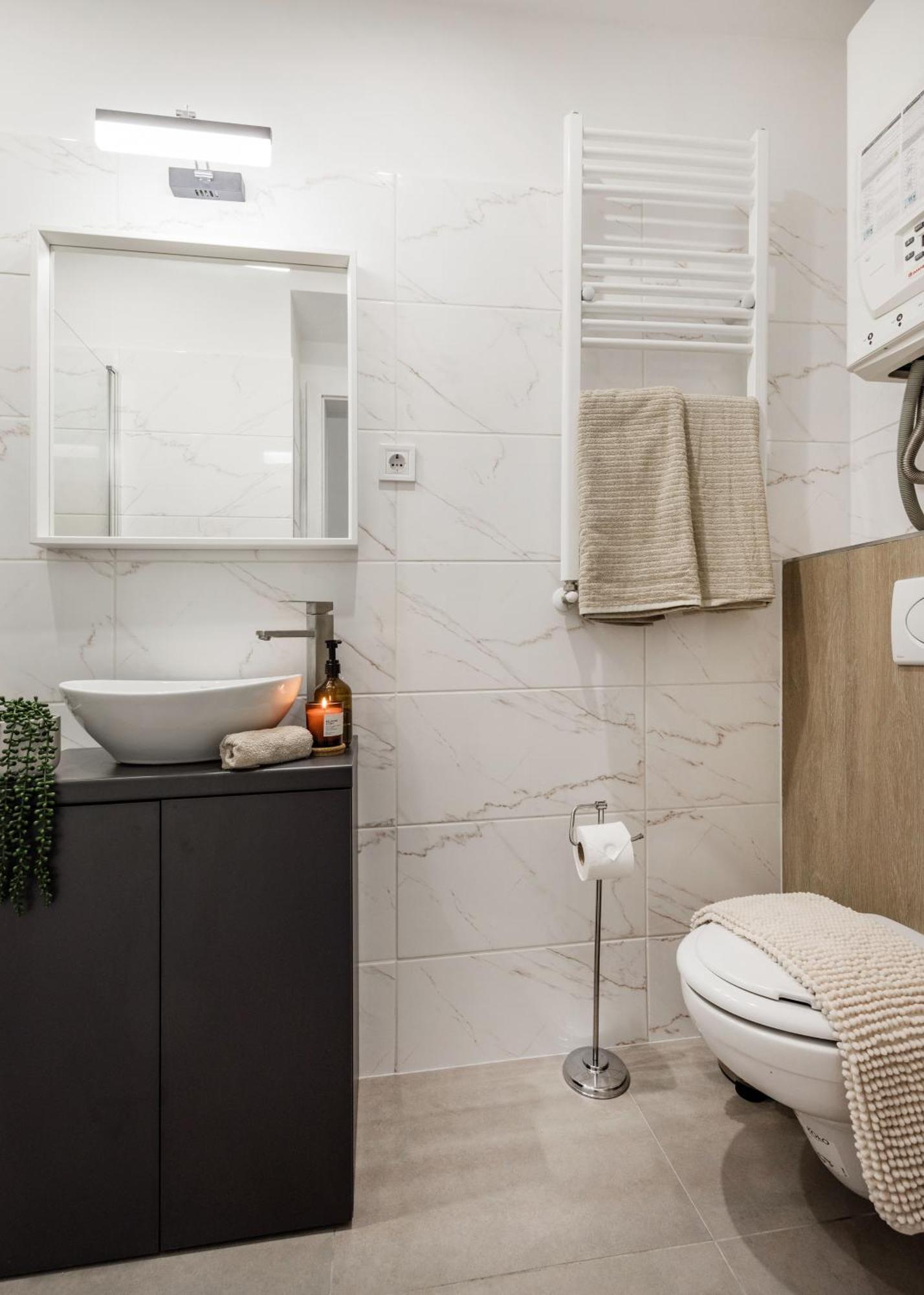 Appartamento Oasis - Modern Charm, Timeless Comfort Budapest