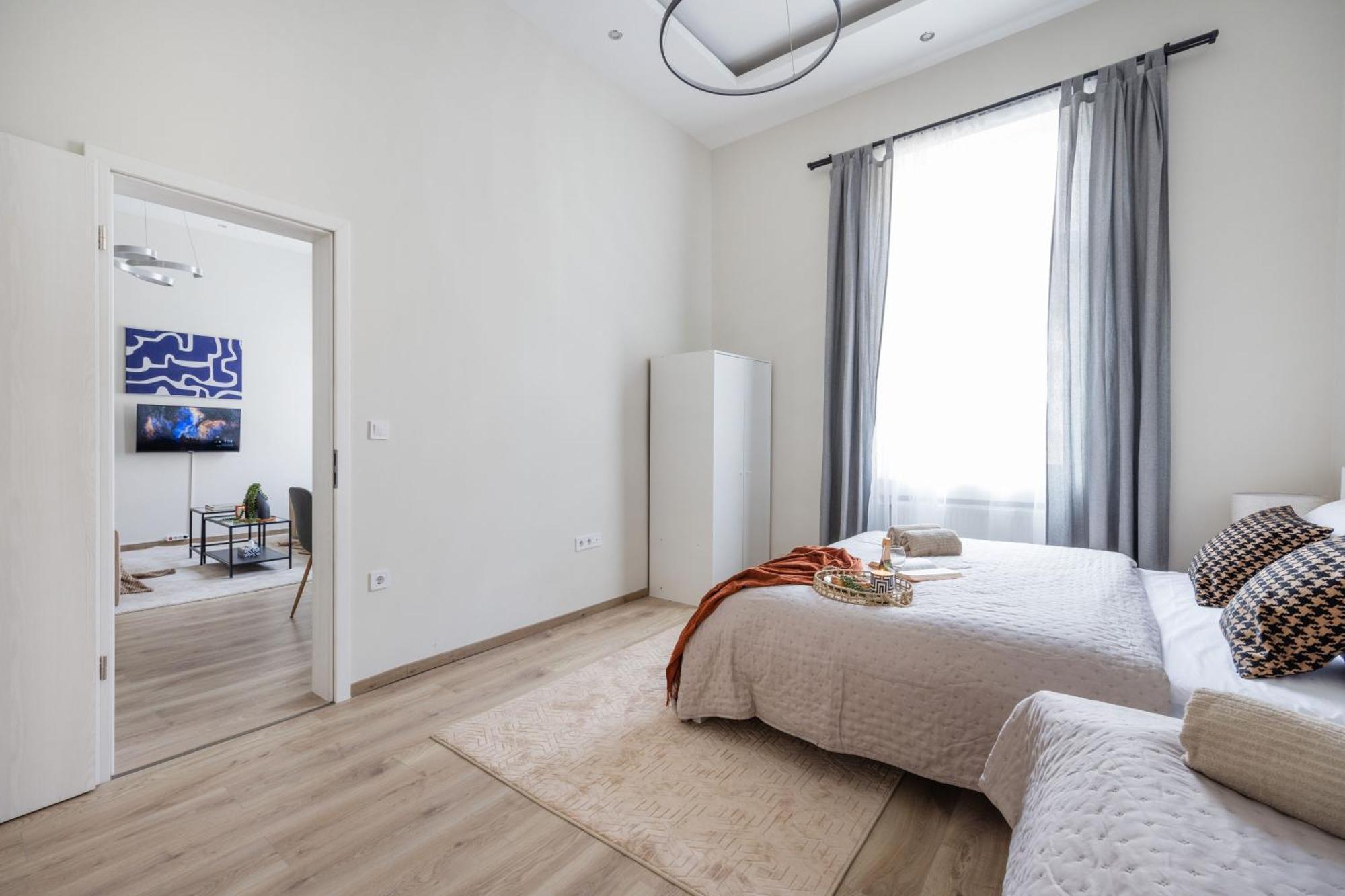Appartamento Oasis - Modern Charm, Timeless Comfort *